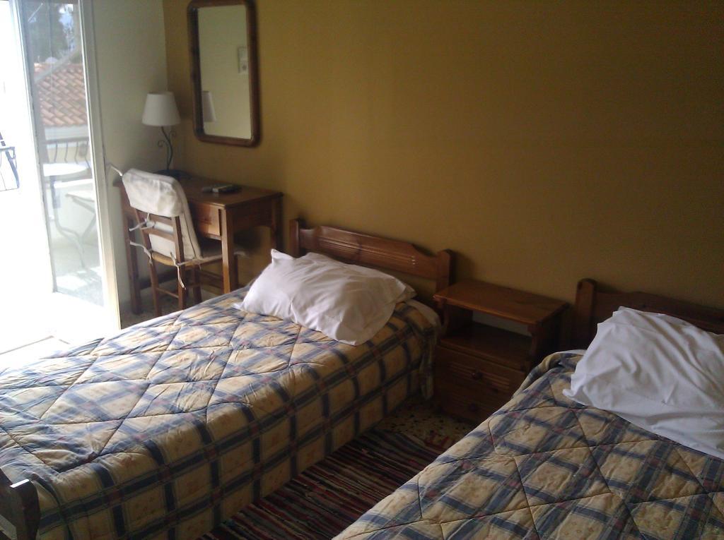 Aegina Captain'S Rooms מראה חיצוני תמונה